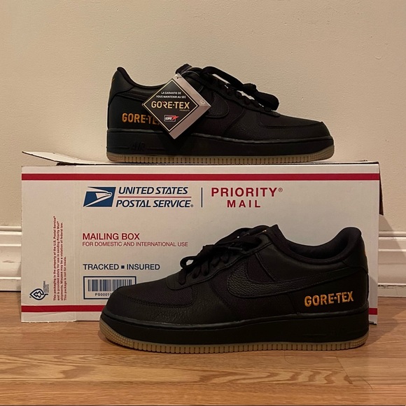 Air Force 1 Low Gore-Tex black/Gum Size 10 Deadstock new without box DS - Picture 1 of 5